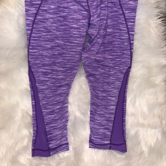 Zella Workout Capri: Purple + White, Mesh, Sz M - Picture 3 of 4